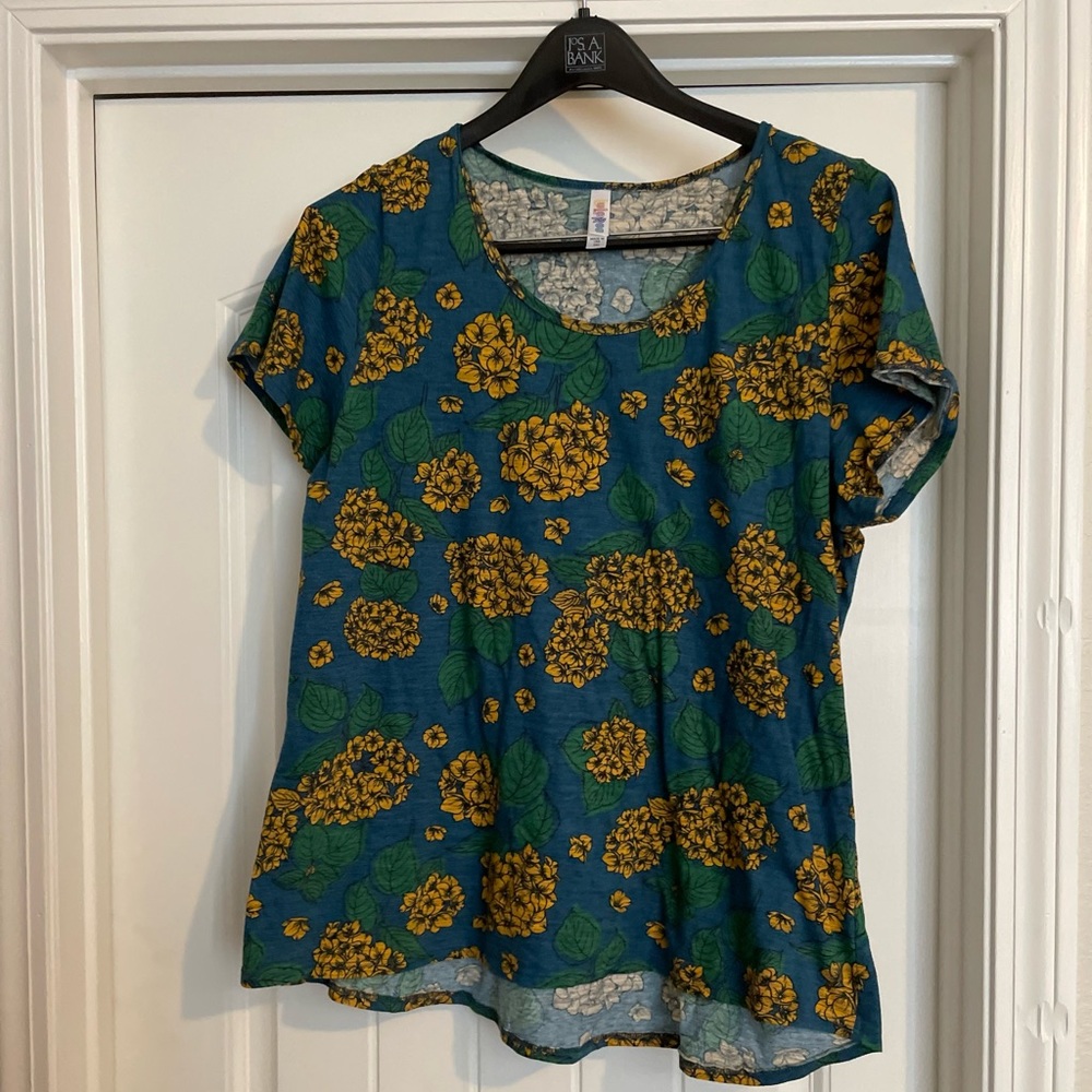 LuLaRoe Floral Classic T
